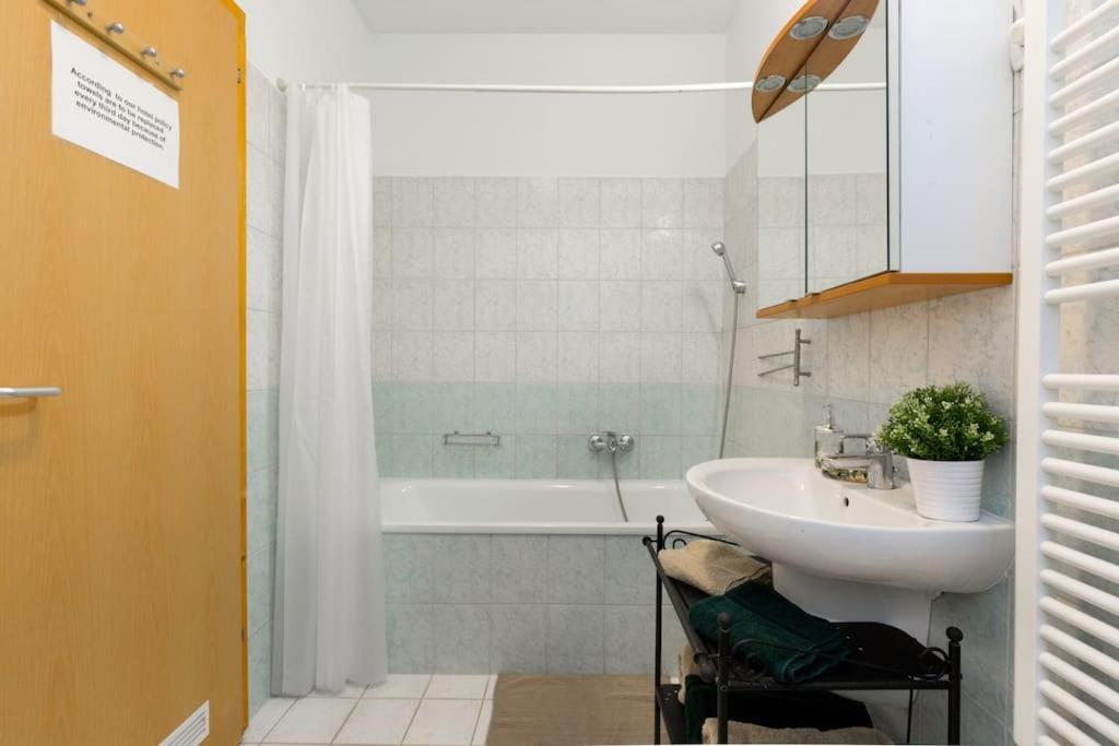 Acacia City Center Apartment بودابست المظهر الخارجي الصورة